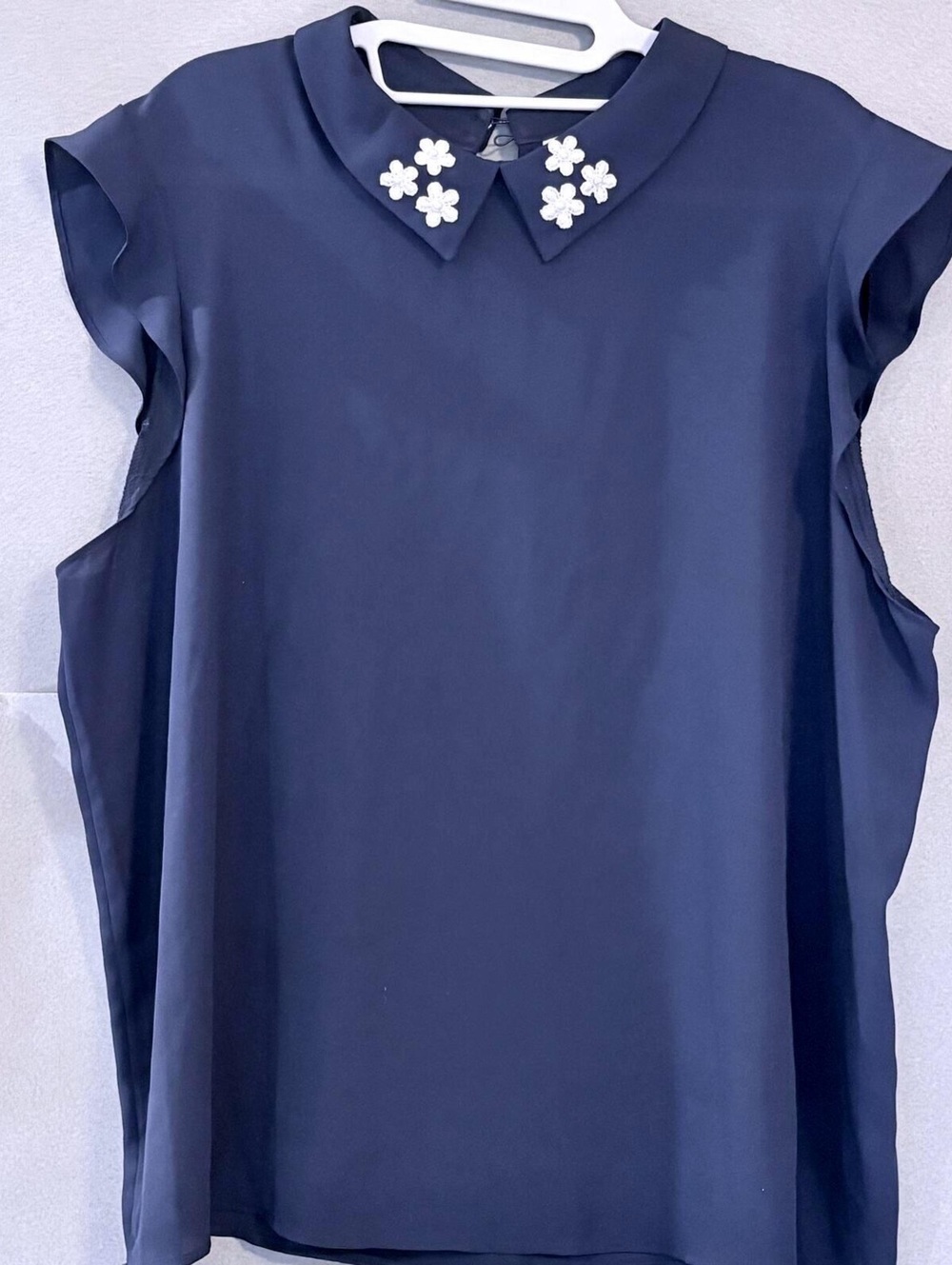 ELLE Career Navy Blue Sleeveless Top with Floral Embellished Collar XXL